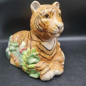 Sakura Tiger Ceramic Cookie Jar Jungle Wildlife Tropical Flowers Collectible